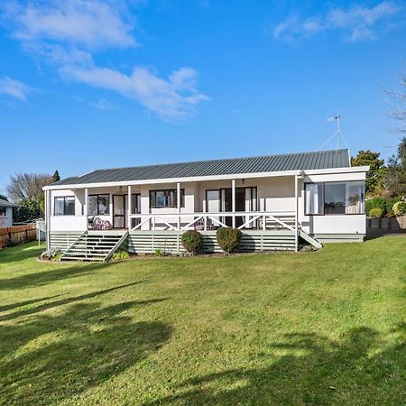 Family Perfect, Winter Getaway, Secure Yard, Parking, Mountain Bikes, Arcade Villa Rotorua Buitenkant foto