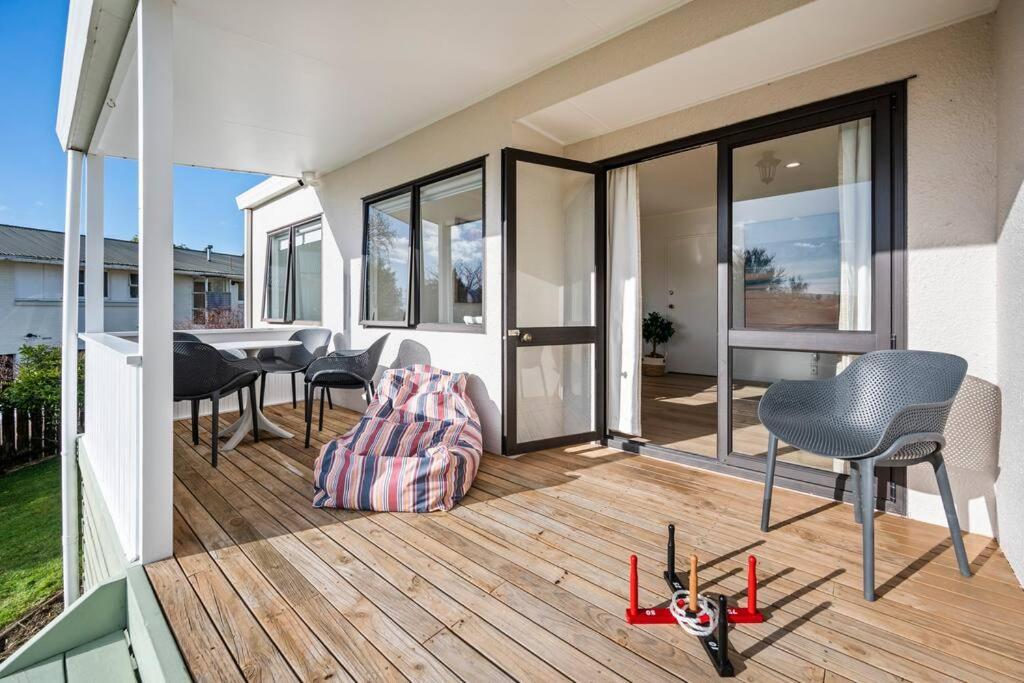 Family Perfect, Winter Getaway, Secure Yard, Parking, Mountain Bikes, Arcade Villa Rotorua Buitenkant foto