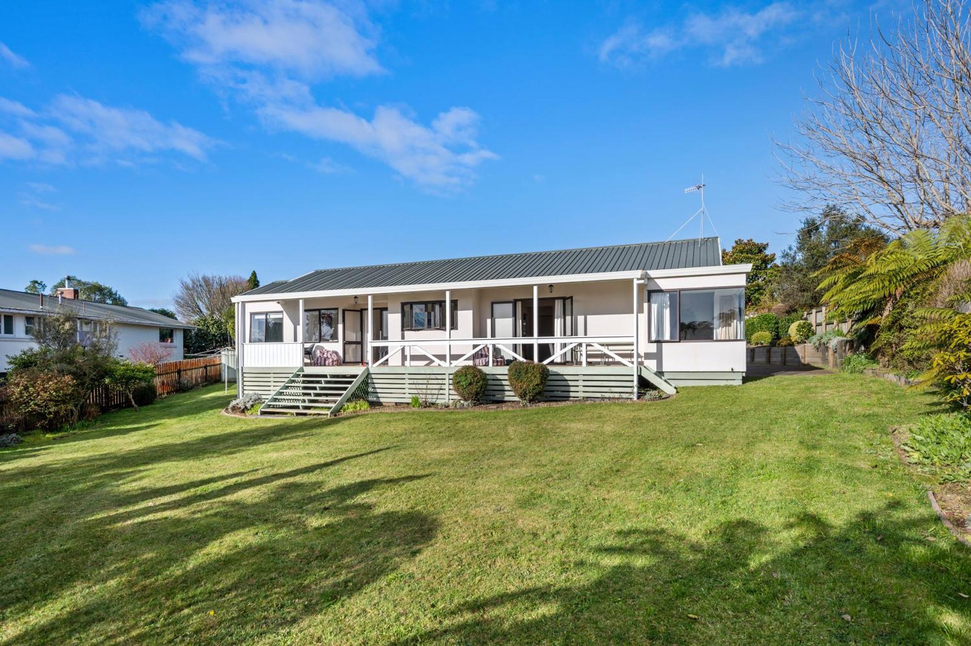 Family Perfect, Winter Getaway, Secure Yard, Parking, Mountain Bikes, Arcade Villa Rotorua Buitenkant foto